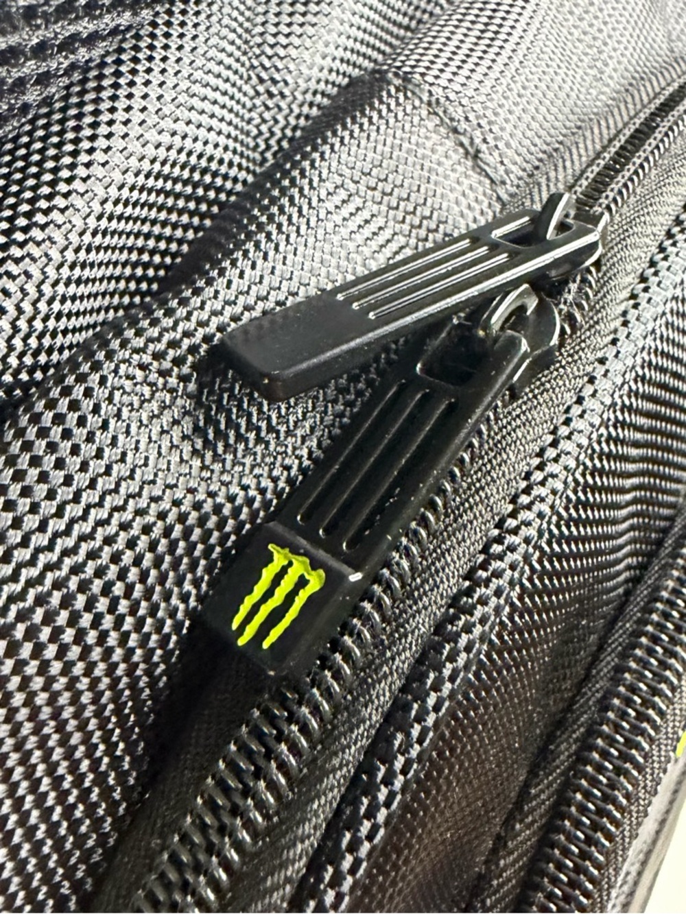 Monster Energy Recon III Backpack Black Green Logo Laptop Bag - Picture 9 of 10